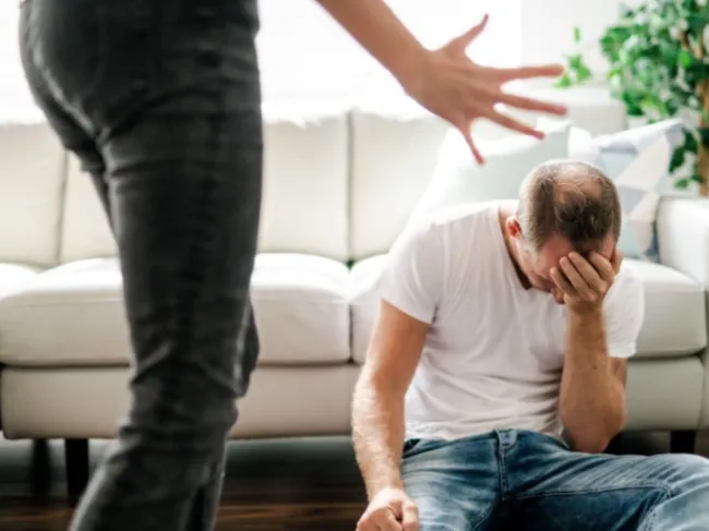 woman abusing husband